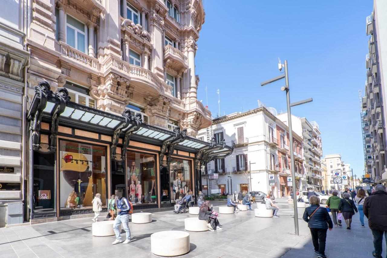 Central & Elegant Room Near The Station Bari Exterior photo